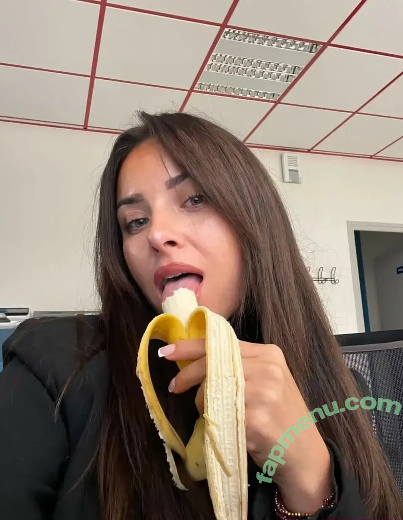 julia.amareno nude photo #0037 (juliaamareno)
