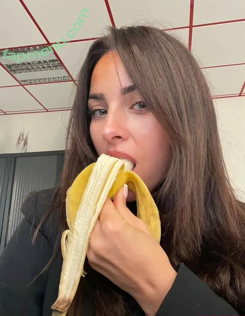 julia.amareno nude photo #0038 (juliaamareno)