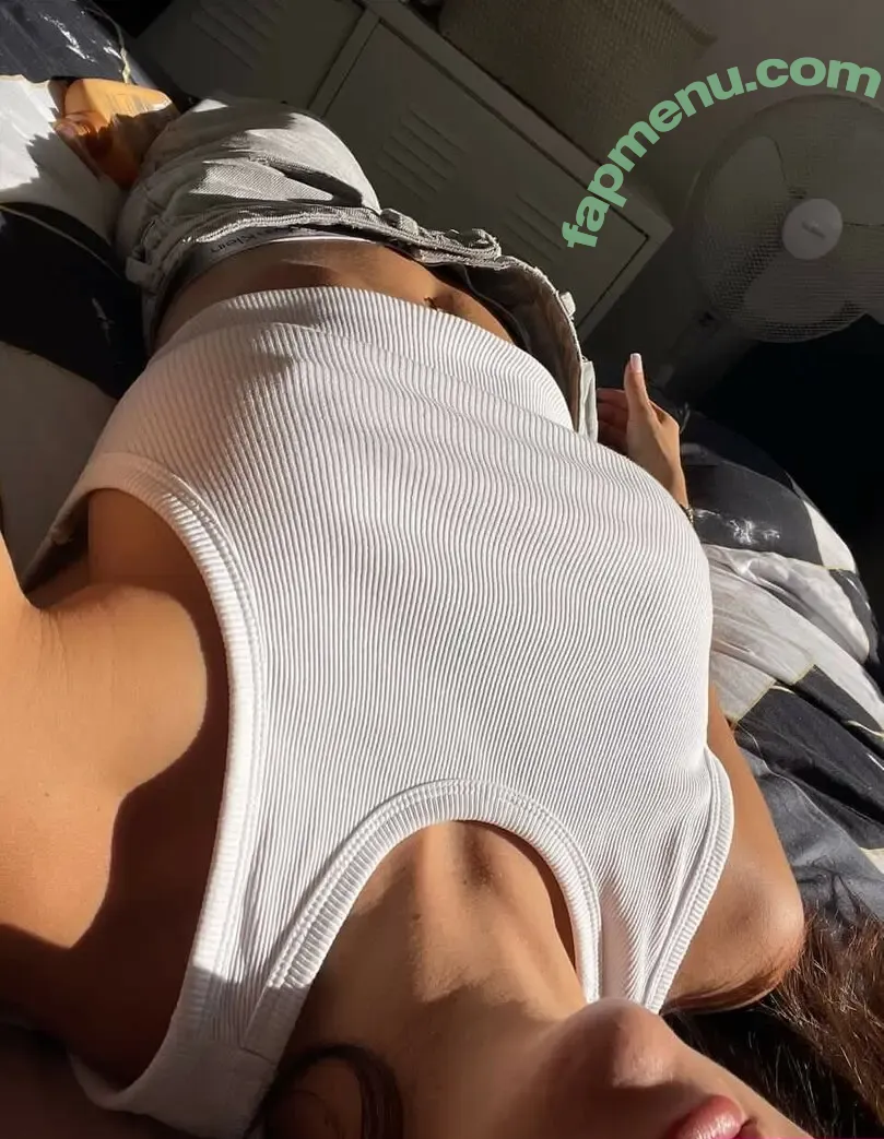 julia.amareno nude photo #0042 (juliaamareno)