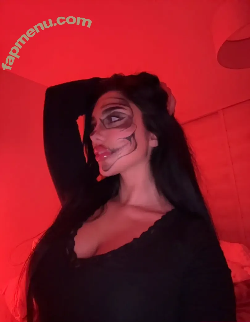 Julia Bayonetta nude photo #0116 (JuliaBayonetta / julia.bayonetta)