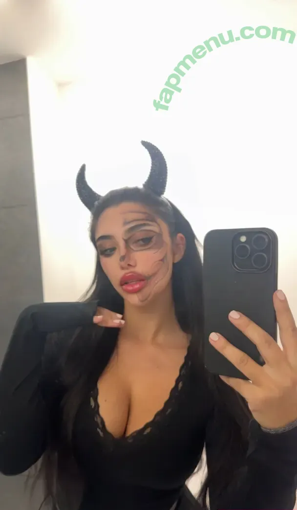 Julia Bayonetta nude photo #0128 (JuliaBayonetta / julia.bayonetta)