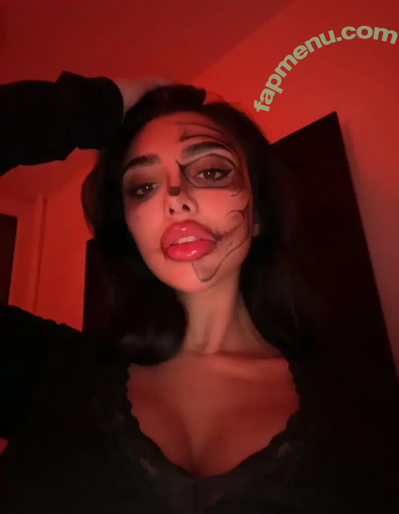 Julia Bayonetta nude photo #0129 (JuliaBayonetta / julia.bayonetta)