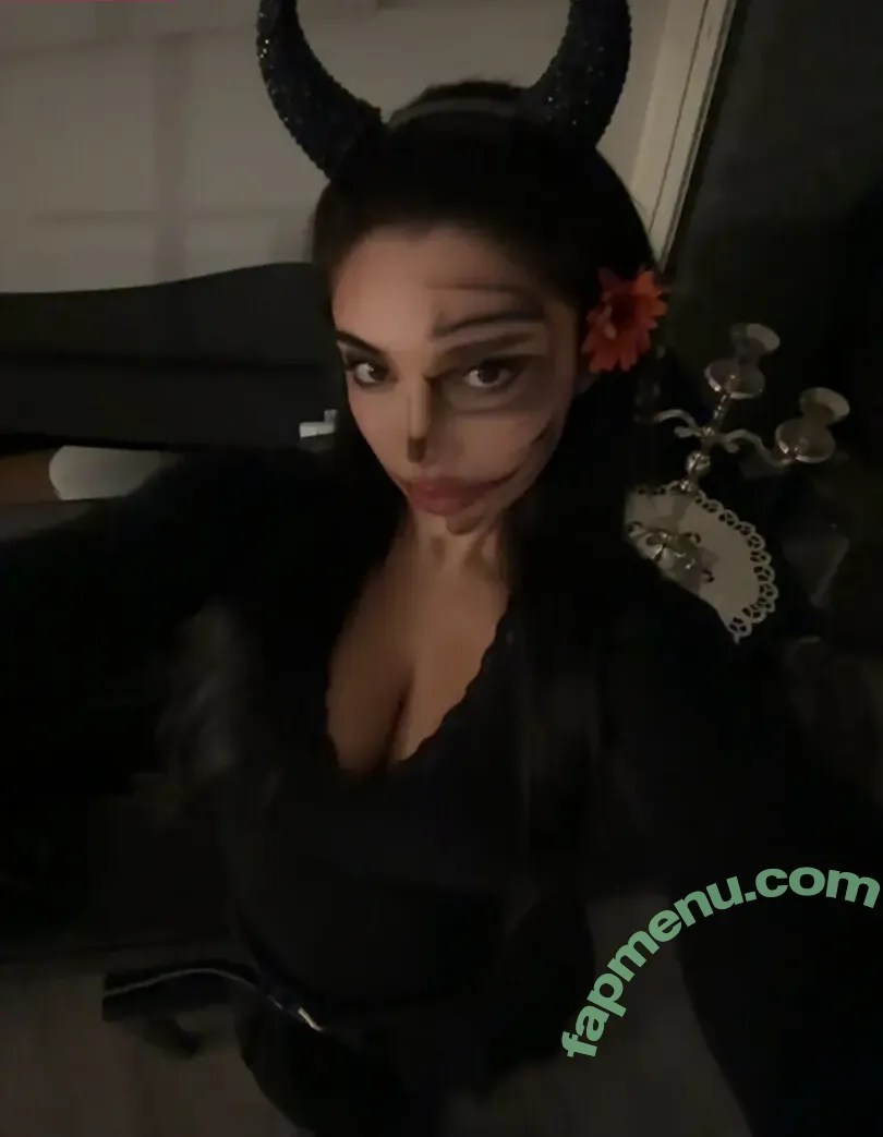 Julia Bayonetta nude photo #0135 (JuliaBayonetta / julia.bayonetta)