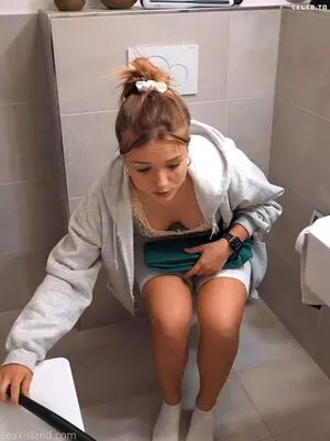 Julia Beautx / JuliaBeautx / julia_beautx nude photo #0059