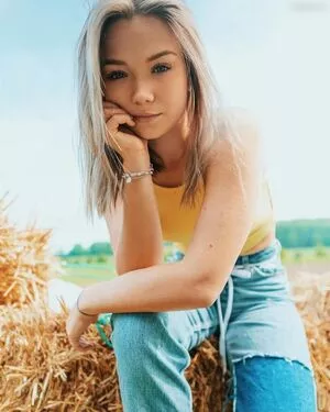 Julia Beautx / JuliaBeautx / julia_beautx nude photo #0168