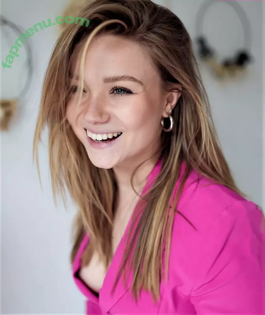 Julia Beautx nude photo #0069 (JuliaBeautx / julia_beautx)