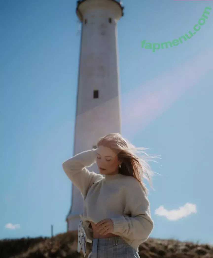 Julia Beautx nude photo #0153 (JuliaBeautx / julia_beautx)