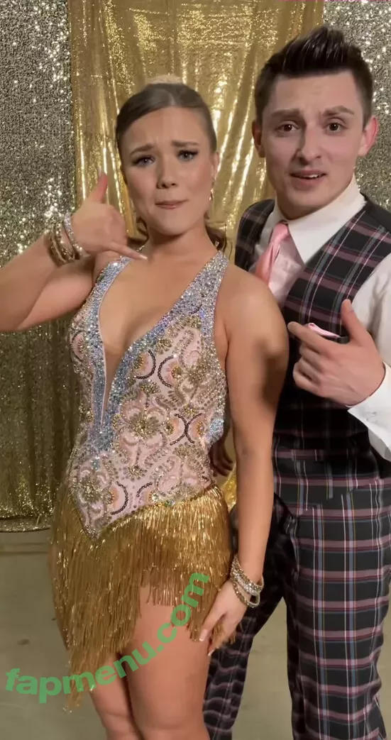 Julia Beautx nude photo #0184 (JuliaBeautx / julia_beautx)