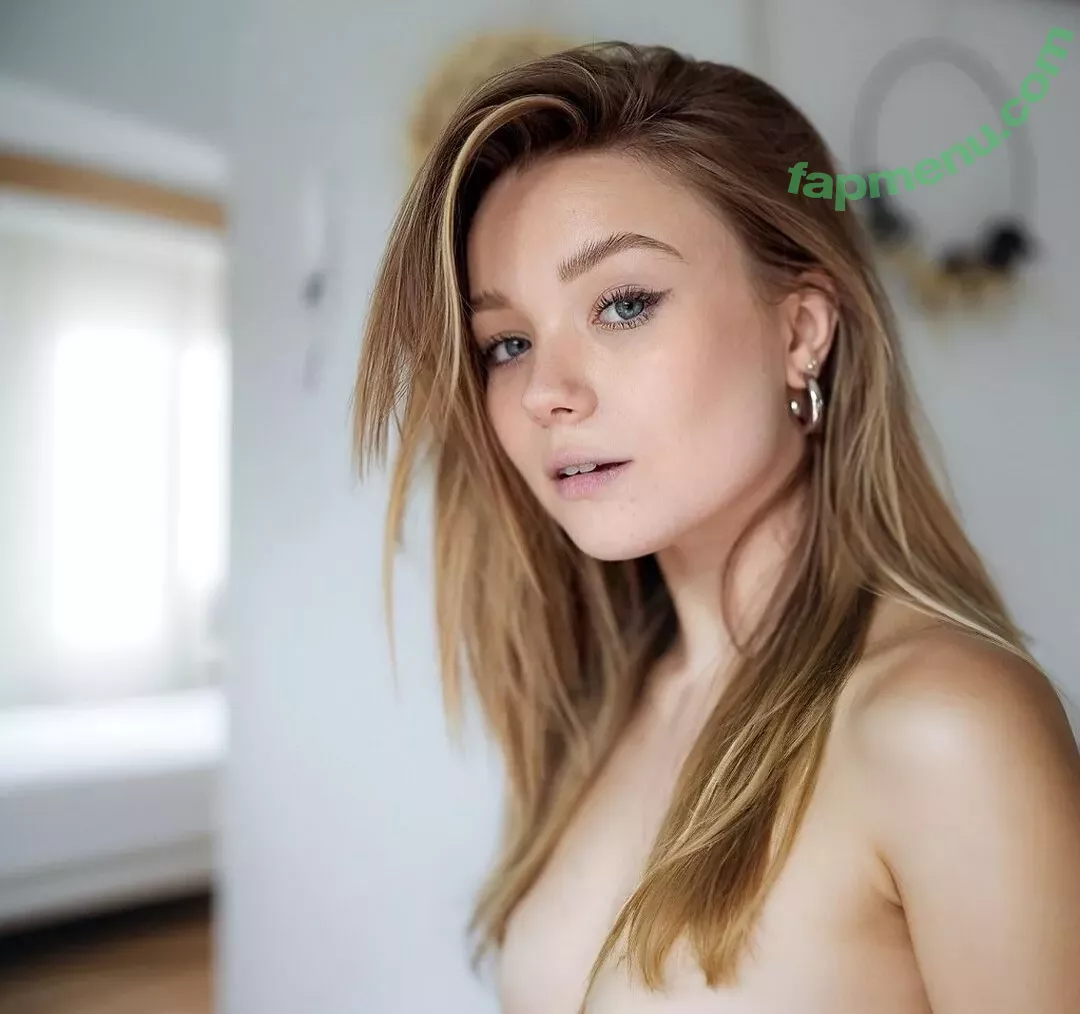 Julia Beautx nude photo #1160 (julia_beautx / juliabeautx)