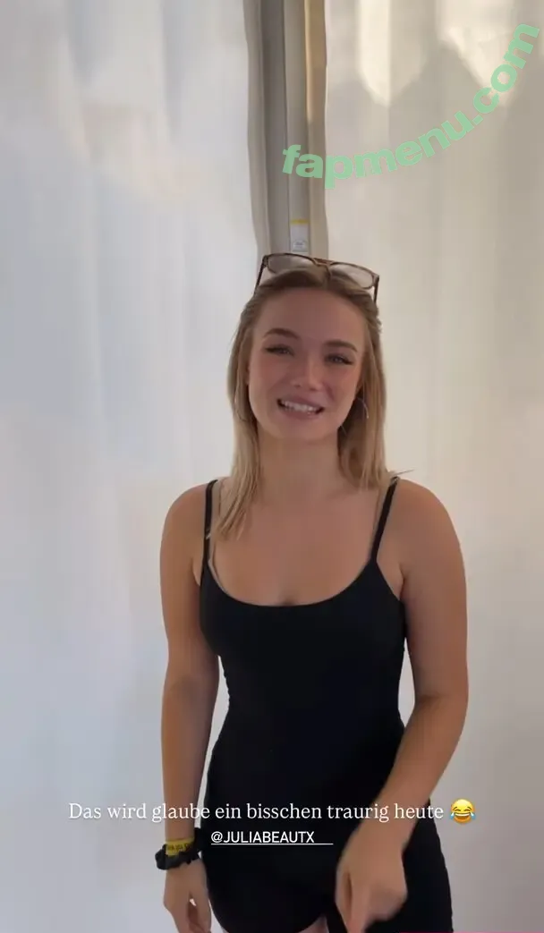Julia Beautx nude photo #1862 (juliabeautx)