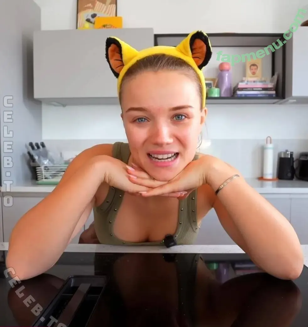 Julia Beautx nude photo #1885 (julia_beautx / juliabeautx)