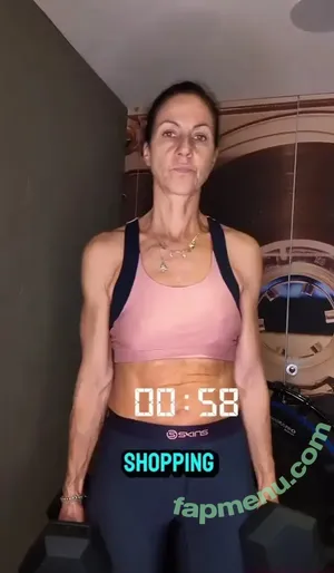 Julia Bradbury / Showing Breasts / therealjuliabradbury nude photo #0081