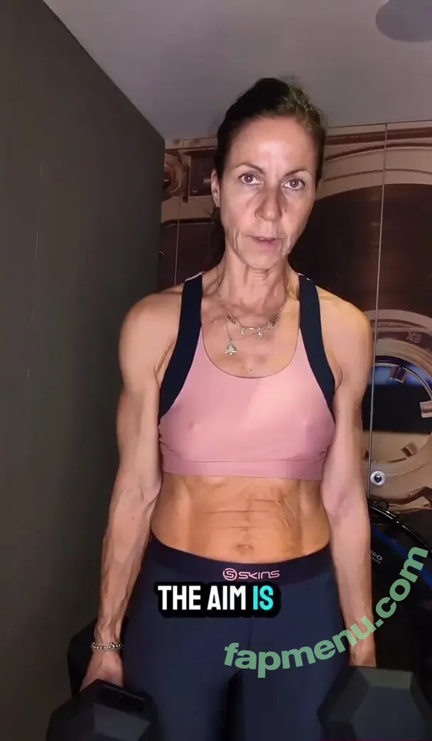 Julia Bradbury nude photo #0085 (Showing Breasts / therealjuliabradbury)