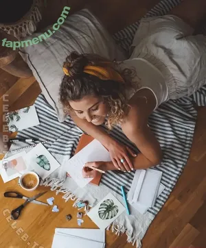 Julia Breuing / julia.breuing nude photo #0021