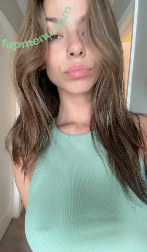 Julia Carrano nude photo #0003 (julia.carrano)