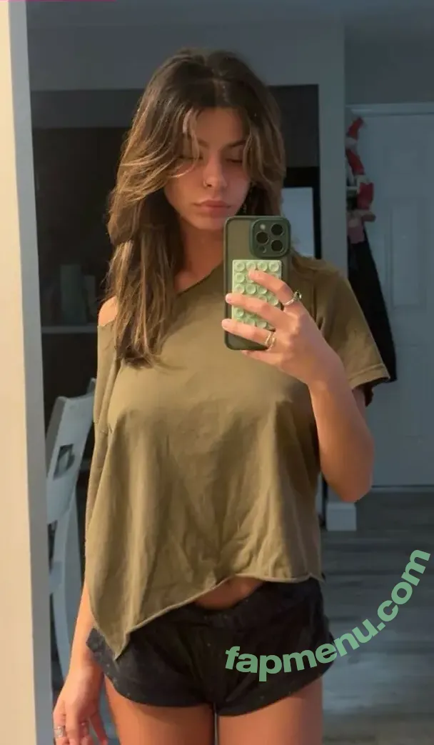 Julia Carrano nude photo #0050 (julia.carrano)