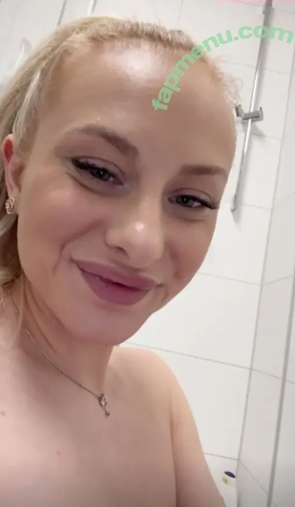 Julia.catalina nude photo #0001 (juliacatalinaa)