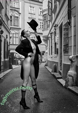 Julia Chavanne / juliachavanne / juliaxchav / veryxjuly2988 nude photo #0119