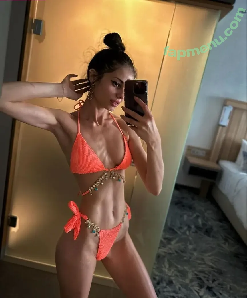 julia_color nude photo #0014 (julia_color_ / julia_cute)