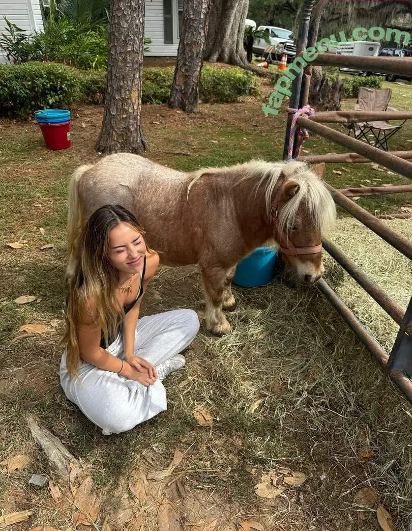 Julia Ernst nude photo #0394 (juliaernst)