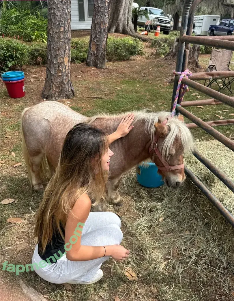 Julia Ernst nude photo #0397 (juliaernst)