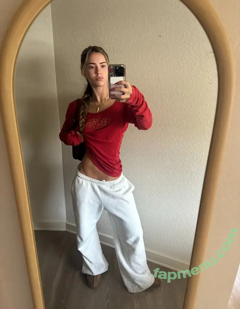 Julia Ernst nude photo #0420 (juliaernst)