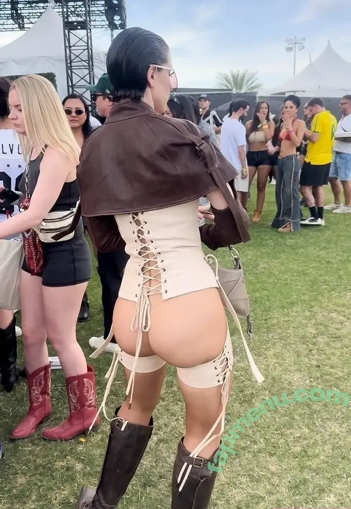 Julia Fox nude photo #0120 (juliaFox / juliafoxx)