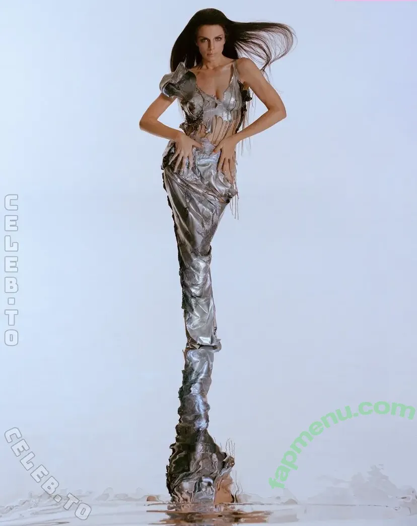 Julia Fox nude photo #0265 (Uncut Gems / juliafox / juliafoxx)