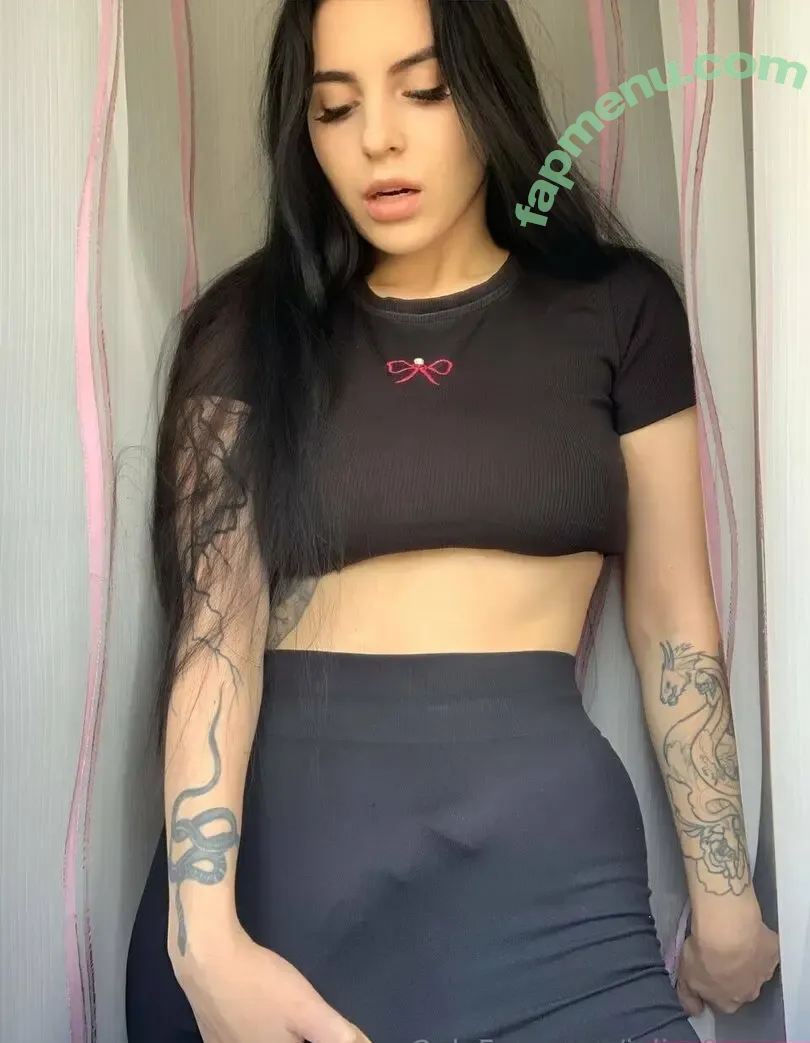 julia_foxxxy nude photo #0073 (curlymonica / far_diamond169 / hiKKan0 / juliafox)