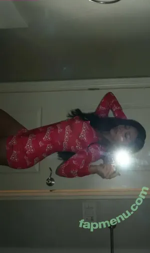 Julia Garcia / Ju Luz / ju.ga2 / realjuliagarcia nude photo #0122