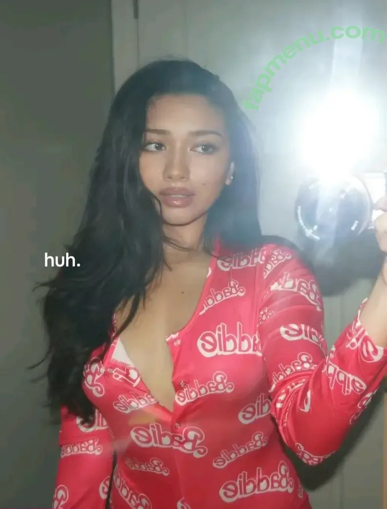 Julia Garcia nude photo #0120 (Ju Luz / ju.ga2 / realjuliagarcia)