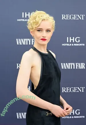 Julia Garner / juliagarnerofficial / ztyg_29 nude photo #0191