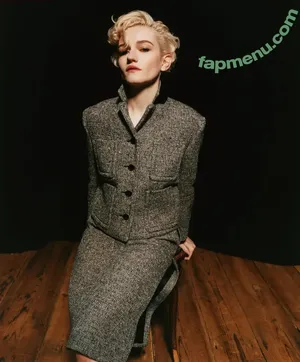 Julia Garner / juliagarnerofficial / ztyg_29 nude photo #0286