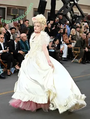 Julia Garner / juliagarnerofficial / ztyg_29 nude photo #0298