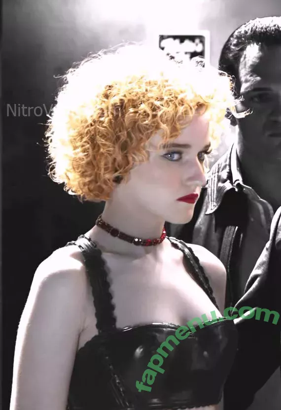 Julia Garner nude photo #0052 (juliagarnerofficial / ztyg_29)