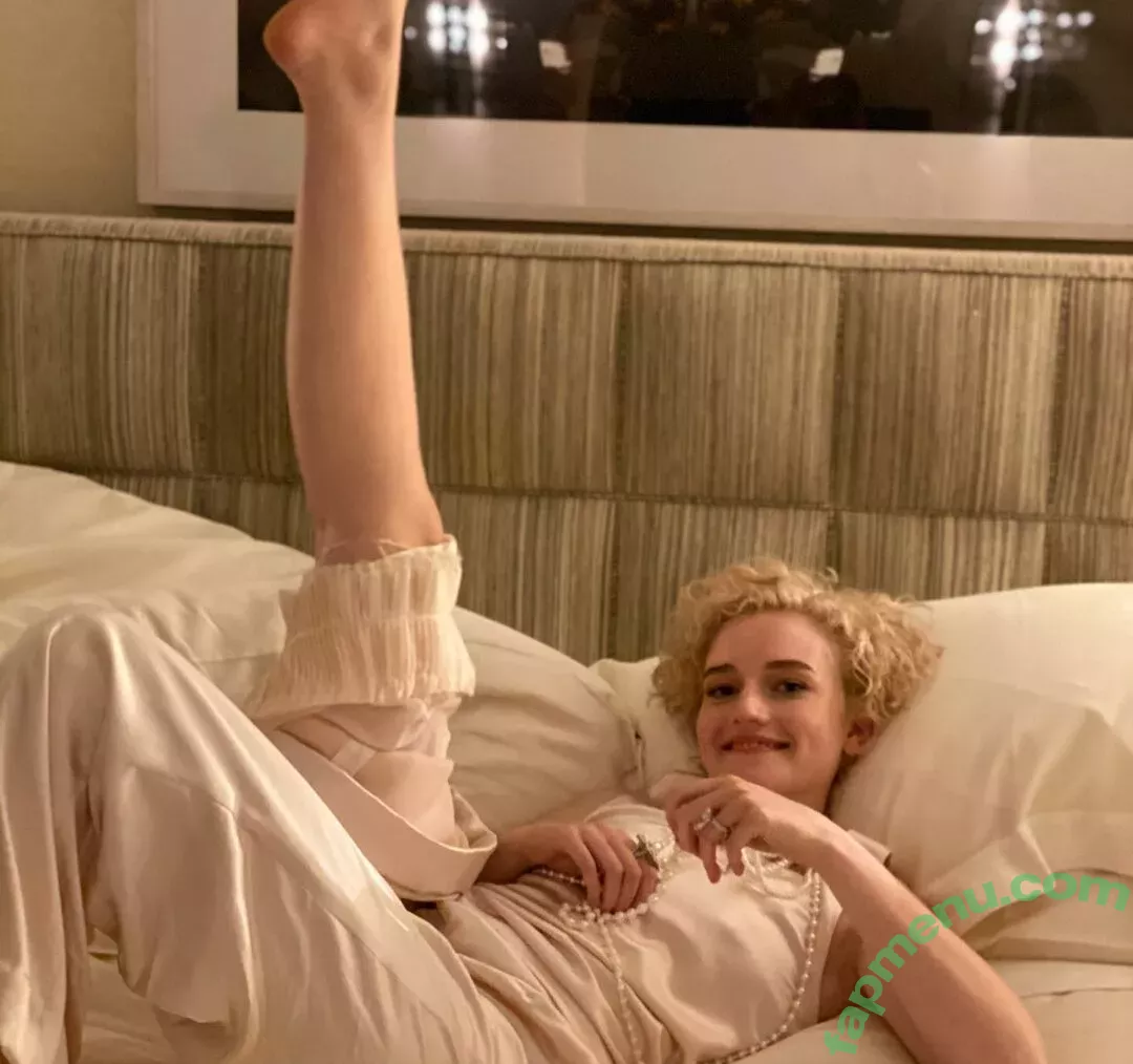 Julia Garner nude photo #0091 (juliagarnerofficial / ztyg_29)