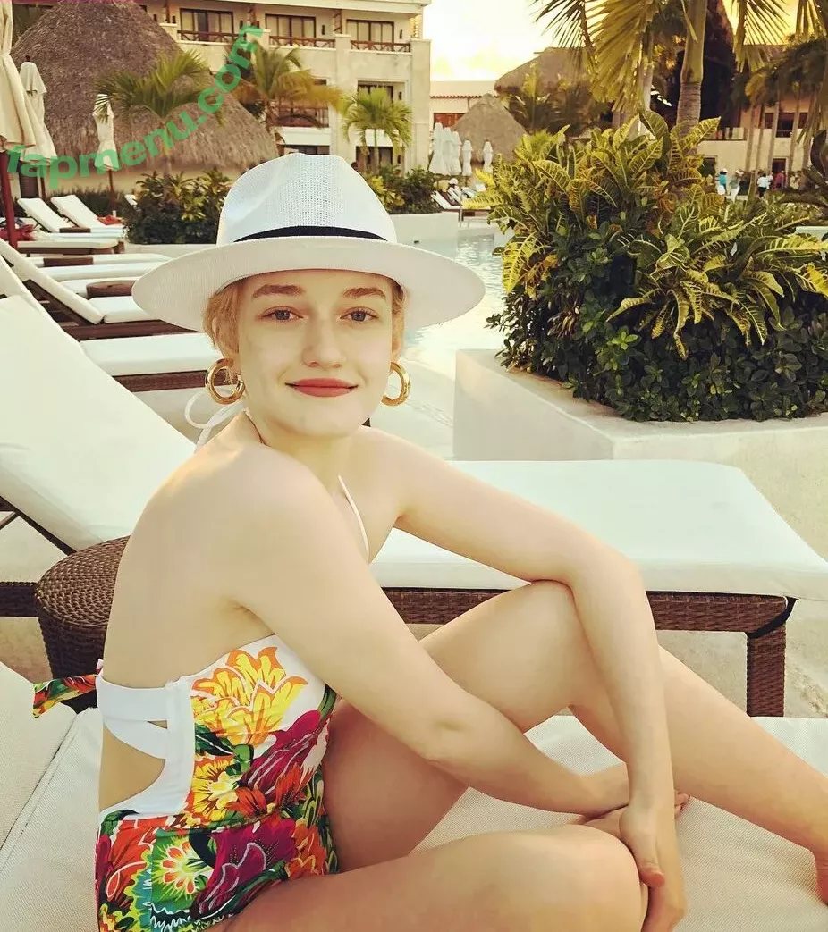 Julia Garner nude photo #0093 (juliagarnerofficial / ztyg_29)