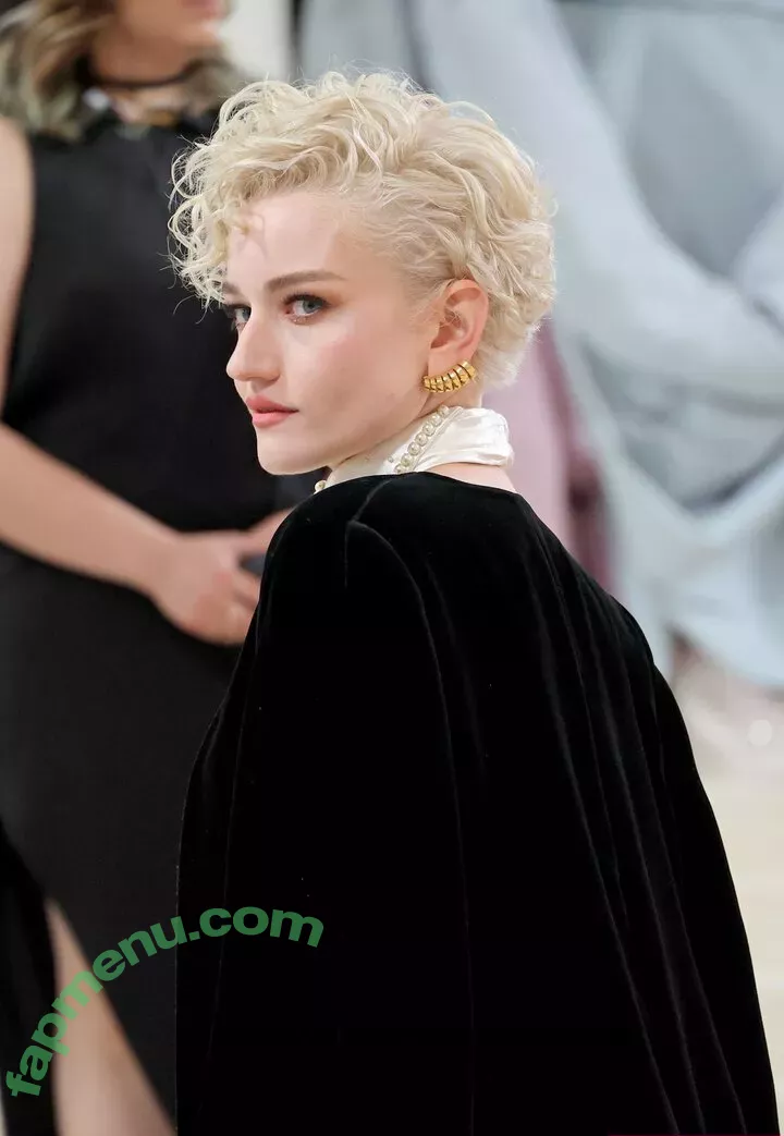 Julia Garner nude photo #0094 (juliagarnerofficial / ztyg_29)