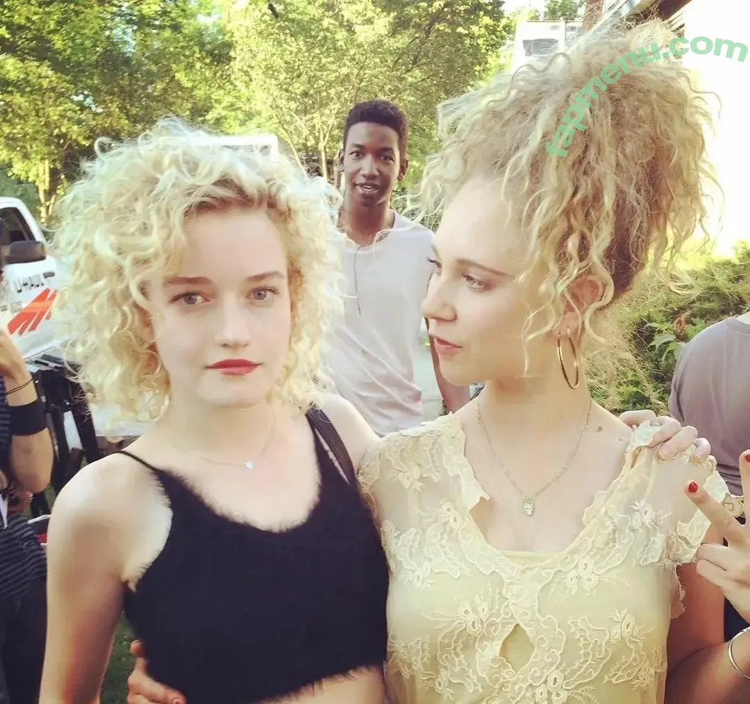 Julia Garner nude photo #0170 (juliagarnerofficial)