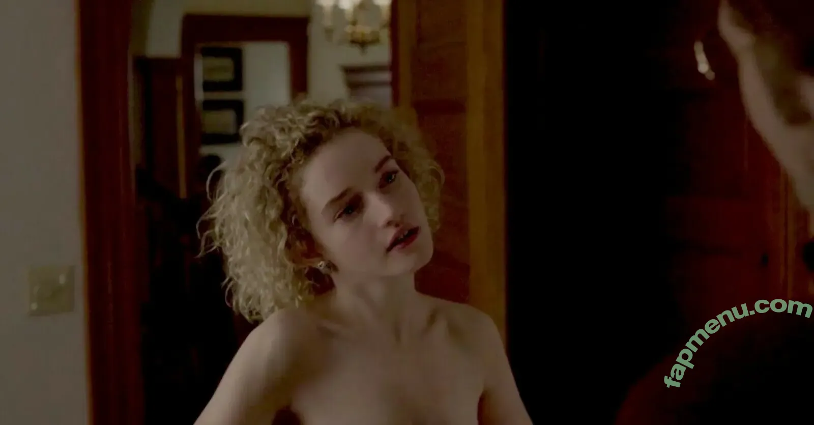 Julia Garner nude photo #0178 (juliagarnerofficial)