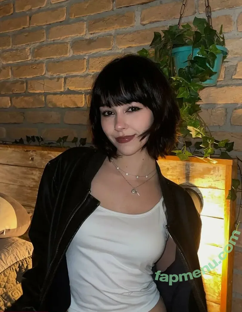 Julia Gava nude photo #0014 (Jujuliagava / itsjuli4_)