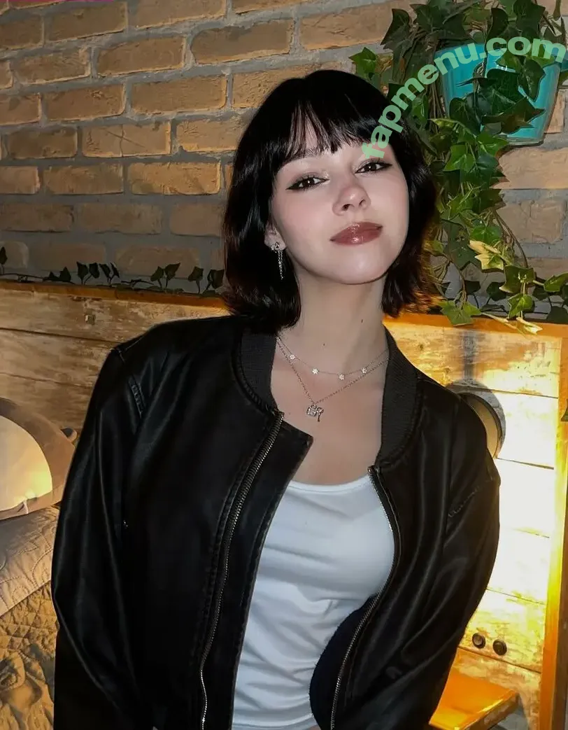 Julia Gava nude photo #0015 (Jujuliagava / itsjuli4_)