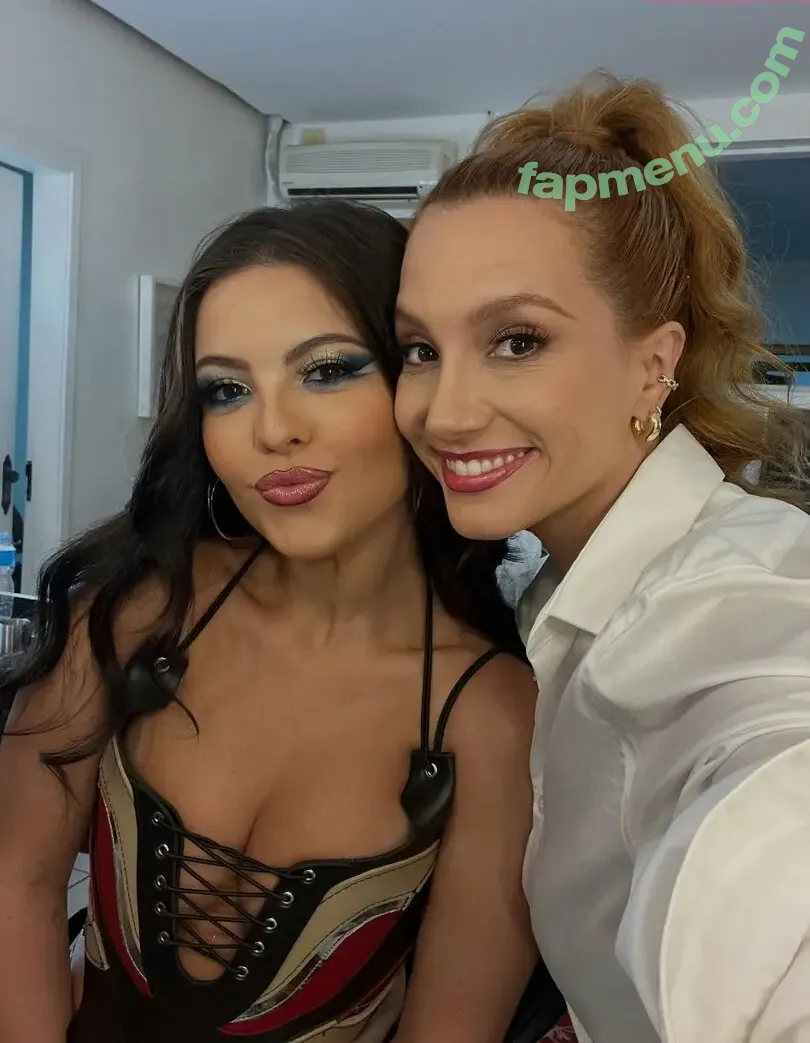 Julia Gomes nude photo #0021 (julinhagomes)