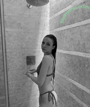 Julia Haller / julia.hhlrr nude photo #0072