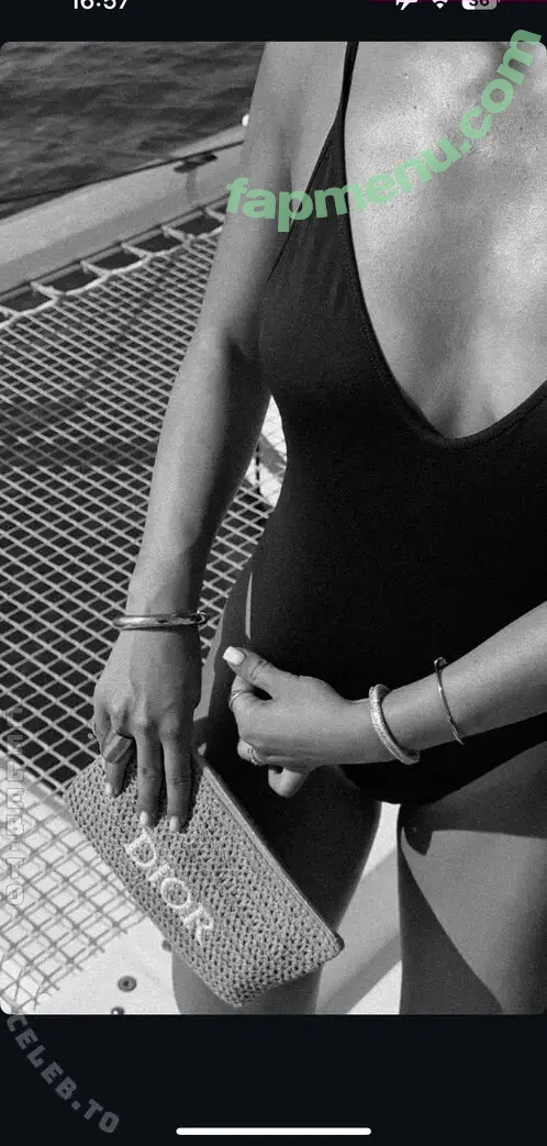 Julia Haller nude photo #0163 (julia.hhlrr / juliaahlr)