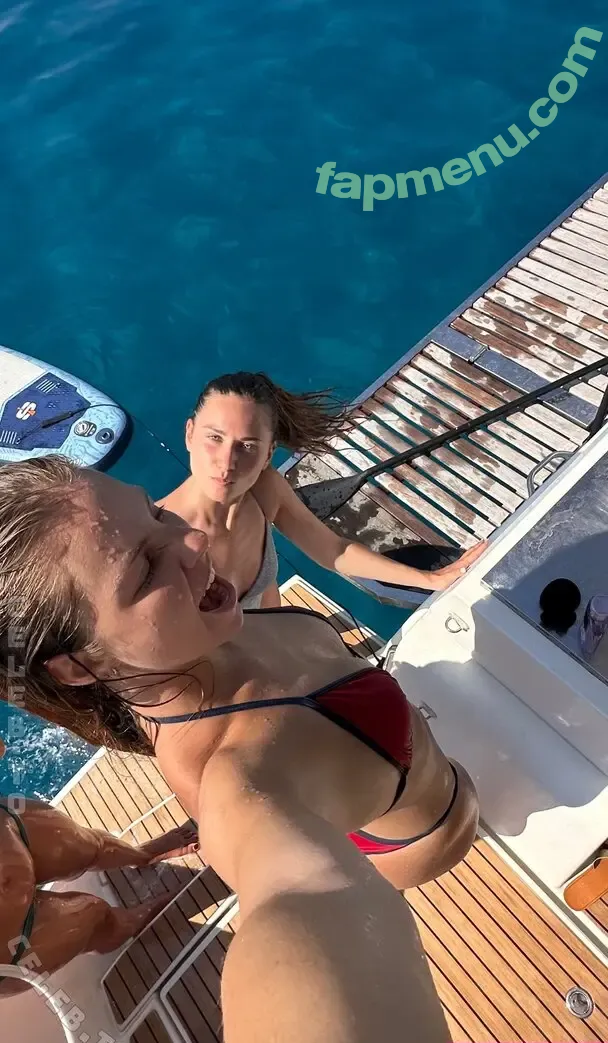 Julia Haller nude photo #0170 (julia.hhlrr / juliaahlr)