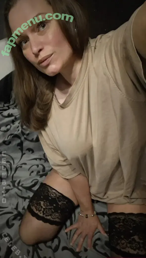 Julia Holly Neumann nude photo #0045 (julia.holly.ne / julia.holly.neumann)