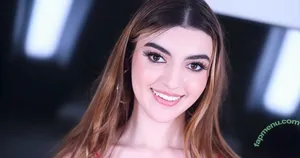 Julia James / juliajamesofficial nude photo #0096