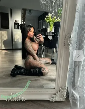  nude photo #0004
