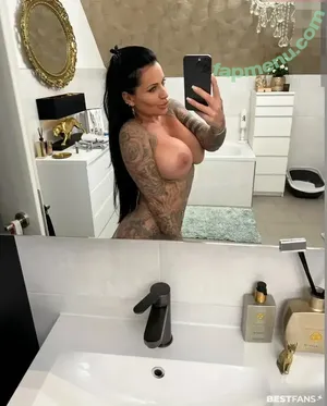 nude photo #0005